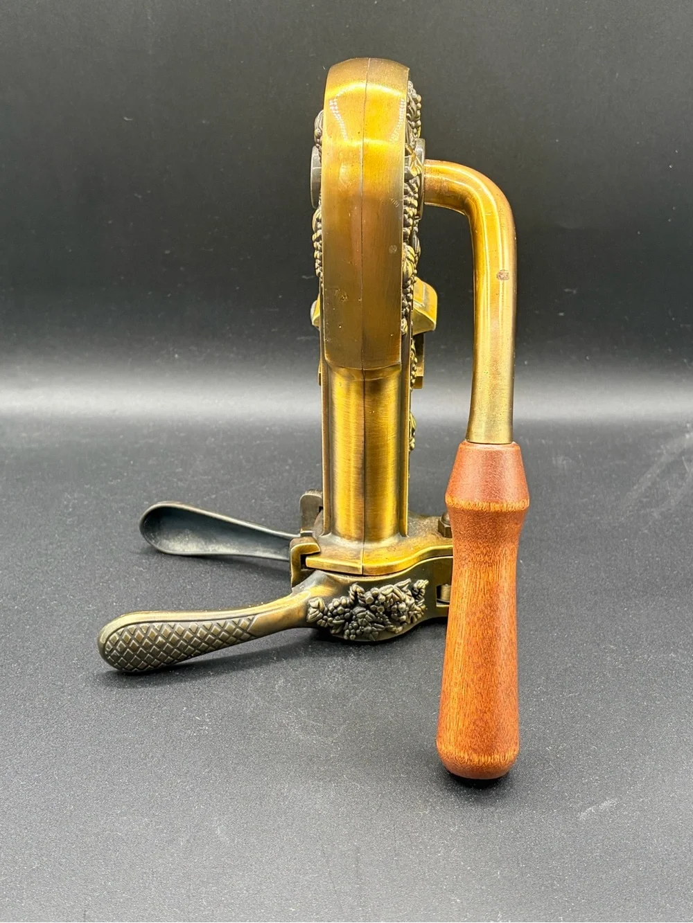 Vintage 1980's Rogar Estate Bronze-Finish Table Clamp Wine Bottle Opener